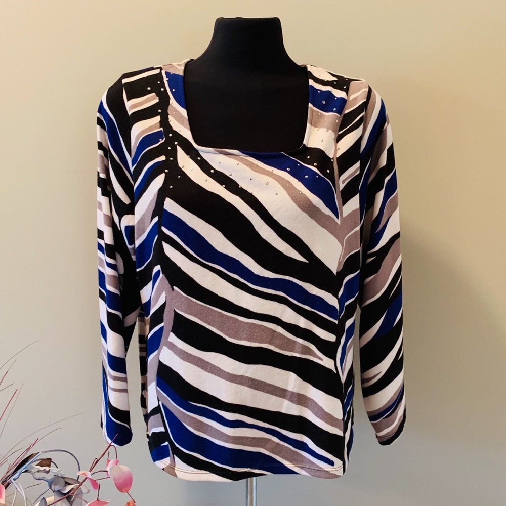 🛍 ALLISON DALEY Petite Tunic Sweater